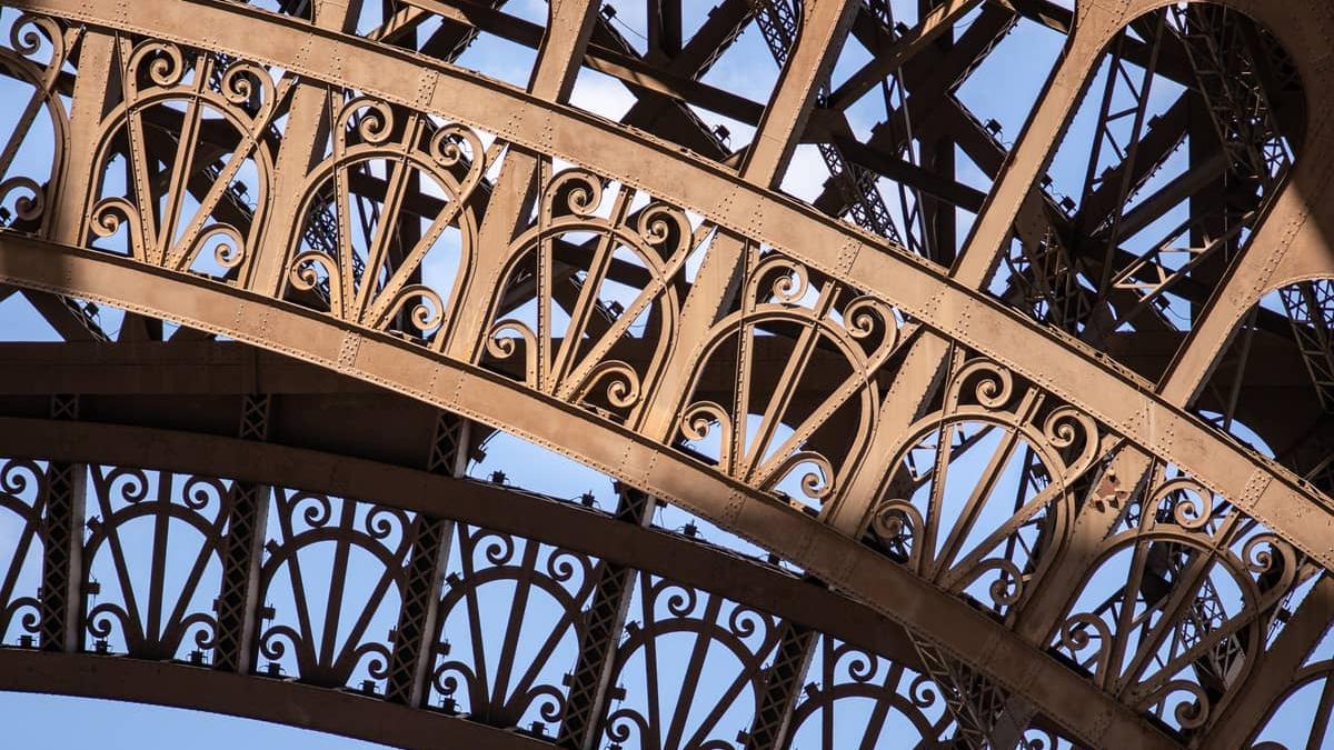 Dentelle de la tour Eiffel