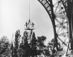 Expériences scientifiques à la Tour Eiffel