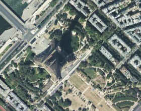 Vue aérienne de la tour Eiffel