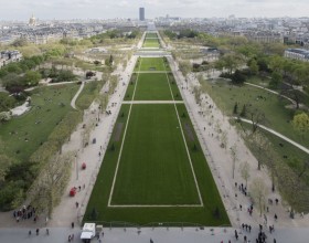 vue-paris-1er-etage-tour-eiffel