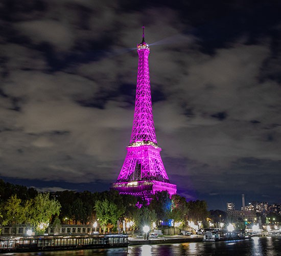 octobre rose tour eiffel