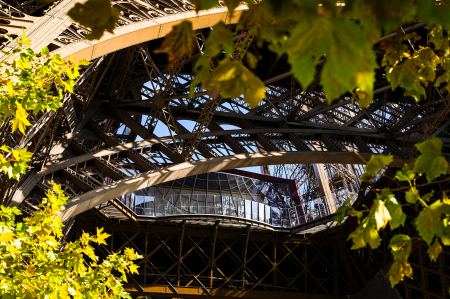 Vista de la sala Gustave Eiffel desde el jardín