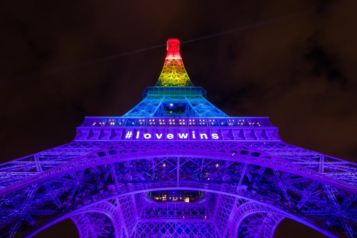 La tour Eiffel de nuit