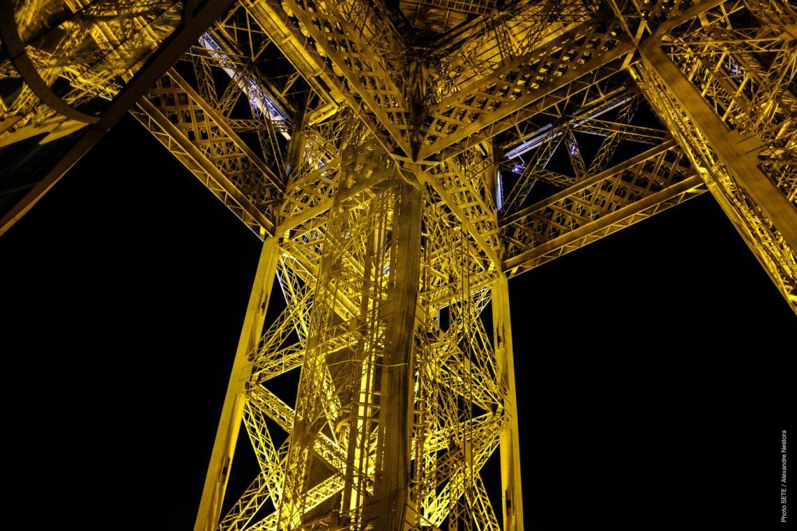 La structure vue du 1er étage la nuit