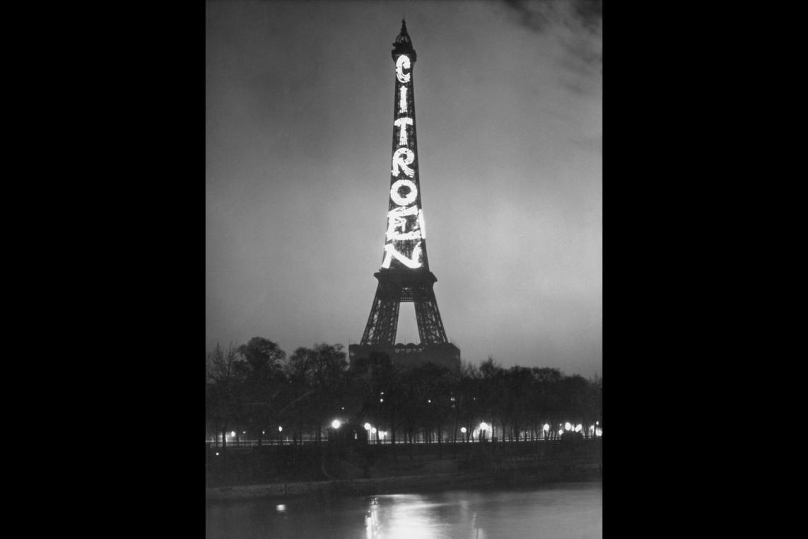 Diaporama de la tour Eiffel éclairée