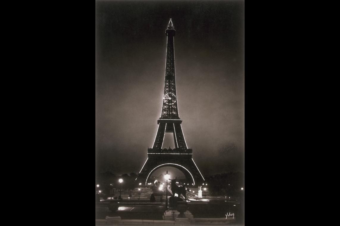 Diaporama de la tour Eiffel éclairée