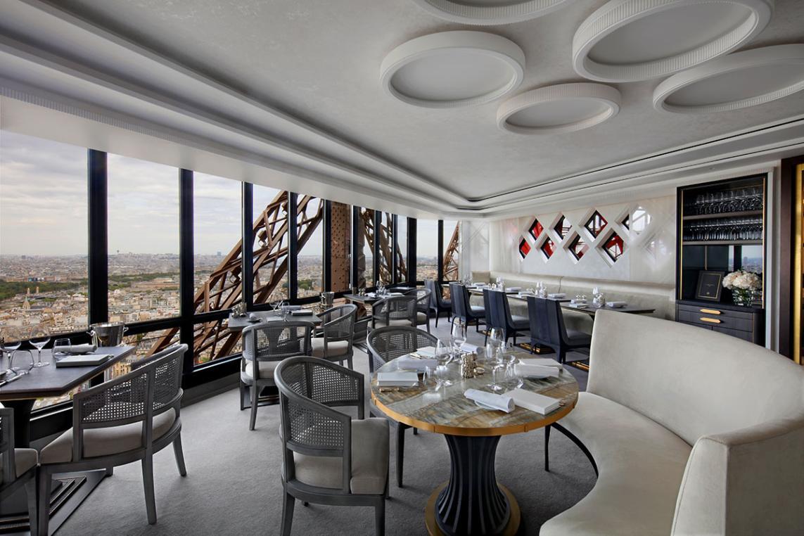 La sala Quai Branly del restaurante Jules Verne