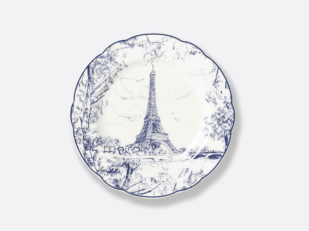 Foto del plato Torre Eiffel x Bernardaud en versión de día