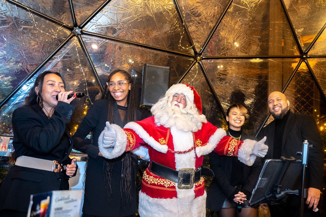 Santa Claus with the choir