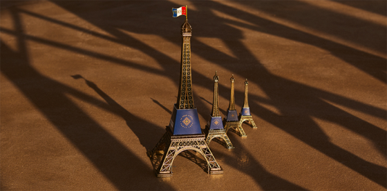 Les tours Eiffel miniatures officielles